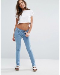 hellblaue enge Jeans von Boohoo