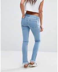 hellblaue enge Jeans von Boohoo