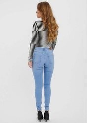 hellblaue enge Jeans von Vero Moda