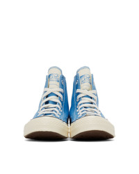 hellblaue hohe Sneakers aus Segeltuch von Converse