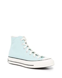 hellblaue hohe Sneakers aus Segeltuch von Converse