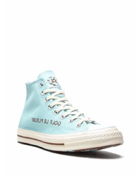 hellblaue hohe Sneakers aus Segeltuch von Converse