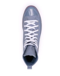 hellblaue hohe Sneakers von Converse