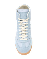 hellblaue hohe Sneakers von Maison Margiela