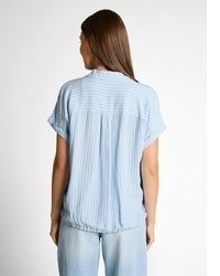 hellblaue horizontal gestreifte Bluse von Tom Tailor