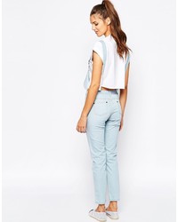 hellblaue Jeans Latzhose