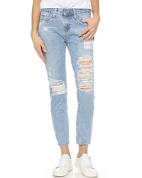 hellblaue Jeans mit Destroyed-Effekten von AG Jeans