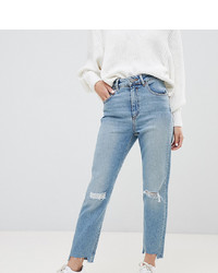 hellblaue Jeans mit Destroyed-Effekten von Asos Petite