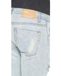 hellblaue Jeans mit Destroyed-Effekten von One Teaspoon