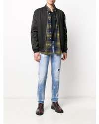 hellblaue Jeans mit Destroyed-Effekten von DSQUARED2