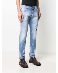 hellblaue Jeans mit Destroyed-Effekten von DSQUARED2