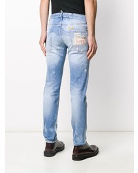 hellblaue Jeans mit Destroyed-Effekten von DSQUARED2