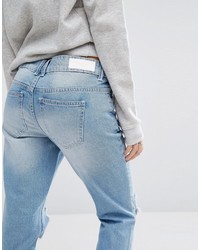 hellblaue Jeans mit Destroyed-Effekten von Vero Moda