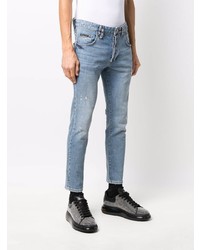 hellblaue Jeans mit Destroyed-Effekten von Philipp Plein