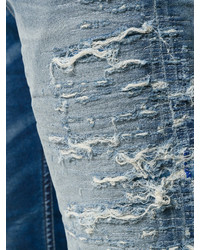 hellblaue Jeans mit Destroyed-Effekten von Diesel