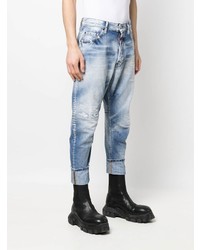 hellblaue Jeans mit Destroyed-Effekten von DSQUARED2