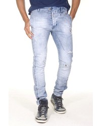 hellblaue Jeans mit Destroyed-Effekten von EX-PENT