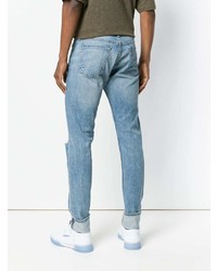 hellblaue Jeans mit Destroyed-Effekten von rag & bone