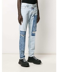 hellblaue Jeans mit Destroyed-Effekten von DSQUARED2