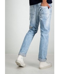 hellblaue Jeans mit Destroyed-Effekten von GARCIA