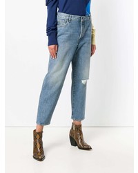 hellblaue Jeans mit Destroyed-Effekten von Levi's