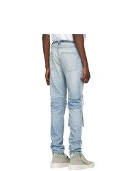 hellblaue Jeans mit Destroyed-Effekten von Fear Of God