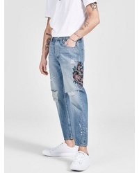 hellblaue Jeans mit Destroyed-Effekten von Jack & Jones