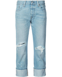 hellblaue Jeans mit Destroyed-Effekten von Levi's