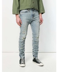 hellblaue Jeans mit Destroyed-Effekten von R13