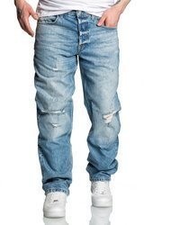 hellblaue Jeans mit Destroyed-Effekten von REPUBLIX