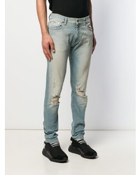 hellblaue Jeans mit Destroyed-Effekten von Represent