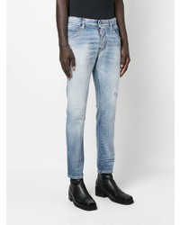 hellblaue Jeans mit Destroyed-Effekten von DSQUARED2