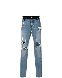 hellblaue Jeans mit Destroyed-Effekten von RtA