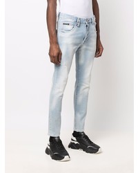 hellblaue Jeans mit Destroyed-Effekten von Philipp Plein