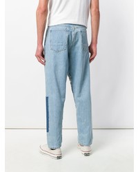 hellblaue Jeans mit Flicken von Natural Selection