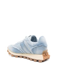 hellblaue Jeans niedrige Sneakers von Tod's