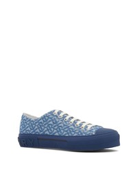 hellblaue Jeans niedrige Sneakers von Burberry