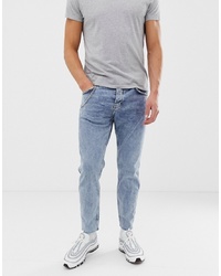 hellblaue Jeans von Bershka