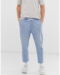 hellblaue Jeans von Bershka