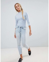 hellblaue Jeans