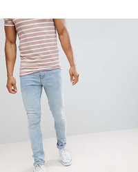 hellblaue Jeans