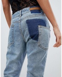 hellblaue Jeans