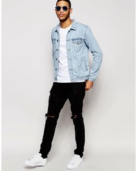 hellblaue Jeansjacke