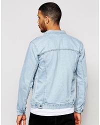 hellblaue Jeansjacke