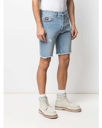 hellblaue Jeansshorts mit Destroyed-Effekten von VERSACE JEANS COUTURE