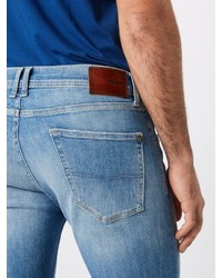 hellblaue Jeansshorts mit Destroyed-Effekten von Pepe Jeans