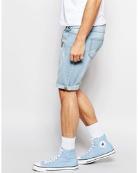 hellblaue Jeansshorts