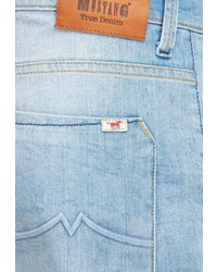 hellblaue Jeansshorts von Mustang