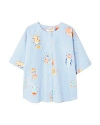hellblaue Kurzarmbluse mit Blumenmuster von Mango