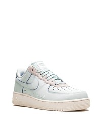 hellblaue Leder niedrige Sneakers von Nike